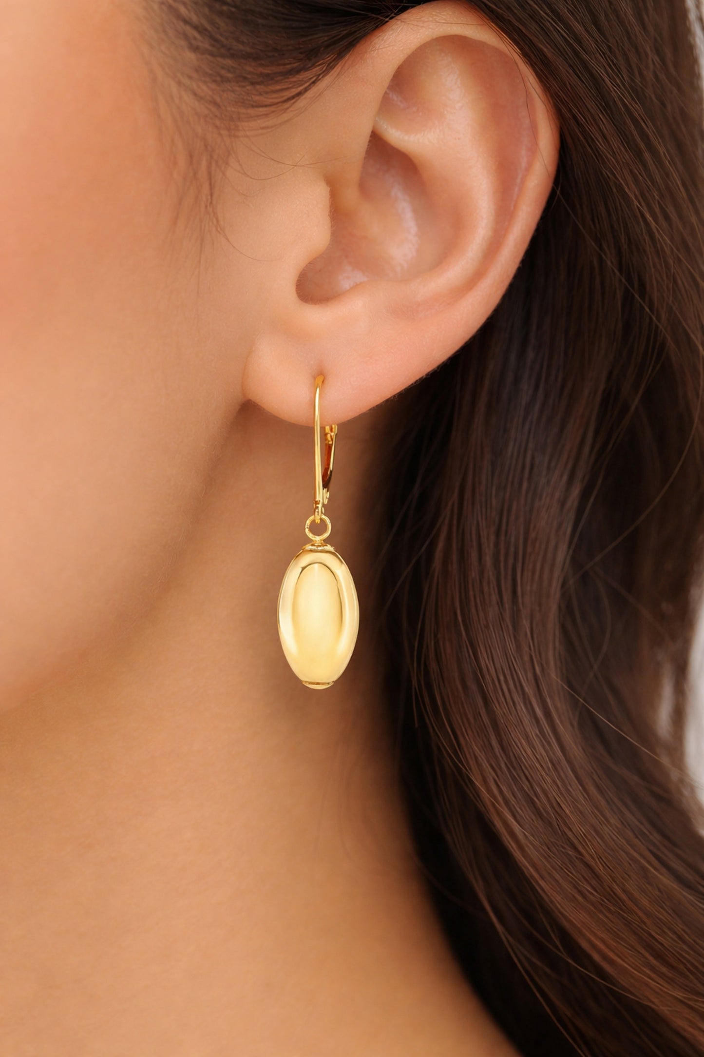 14K Yellow Gold Polished Drop Earrings – detail view | RockHer