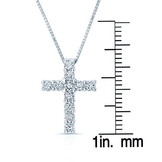 Natural Diamond Round Brilliant Pendant in 14K White Gold – scale reference | RockHer