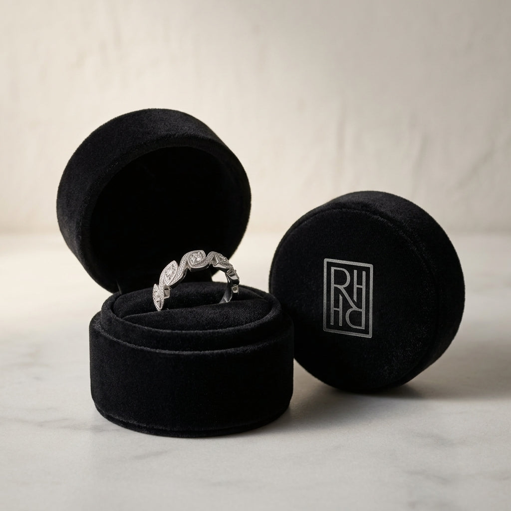 Diamond Leaf Band in 14K White Gold - presentation