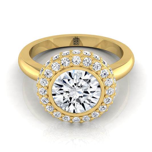 แหวนหมั้นเดี่ยวแบบฮาโล 3D ประดับเพชรทรงกลมเจียระไนแบบบริลเลียนต์แบบบีเซล ประกอบด้วยทองคำเหลือง 14K