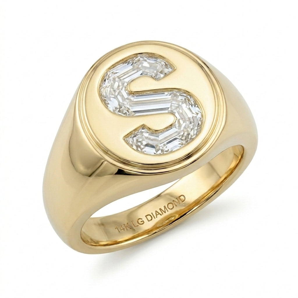 Women's Oval lab-grown diamond letter signet ring in 14K Yellow Gold, letter S, product photography