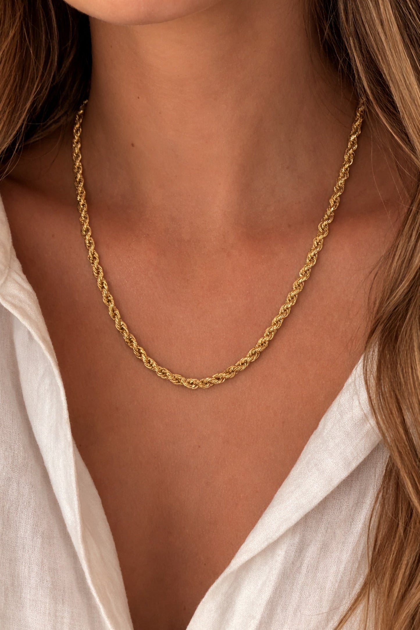 14K Yellow Gold Twisted Rope Chain Necklace, 18 Inch – detail view | RockHer