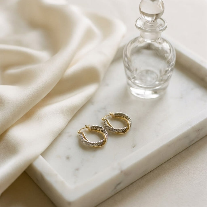 ต่างหู Ribbed Hoop Earrings จาก RockHer