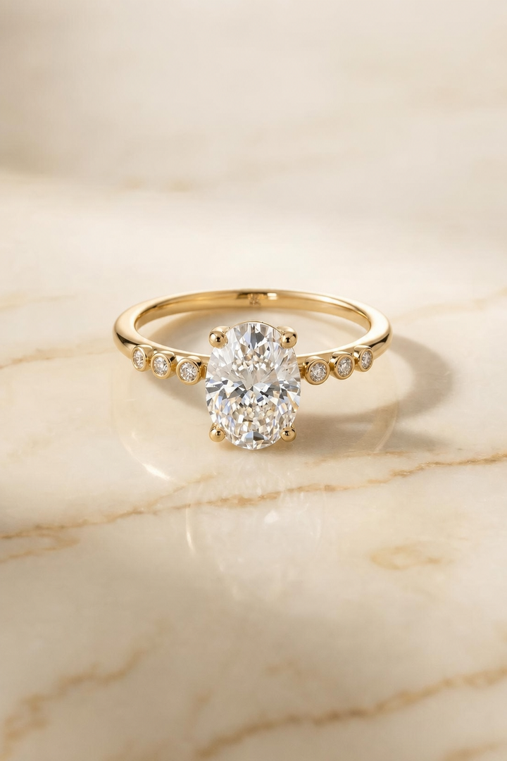 ตัวเรือนแหวนหมั้นเพชร Peggy ทรงรี ทองคำเหลือง 18K จาก RockHer