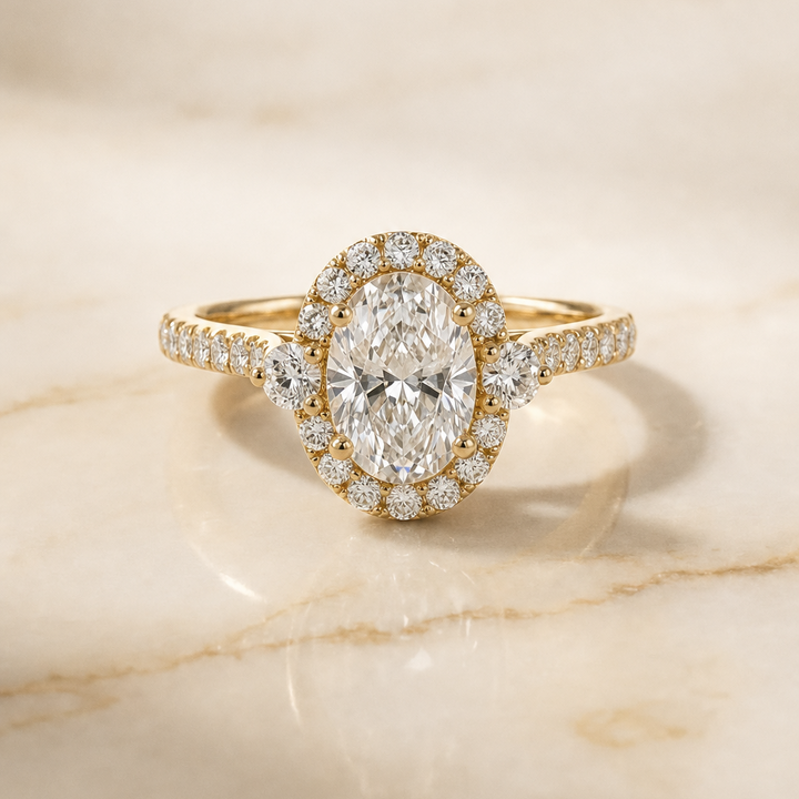 ตัวเรือนแหวนหมั้นเพชร Ivy ทรงรี ทองคำเหลือง 18K จาก RockHer