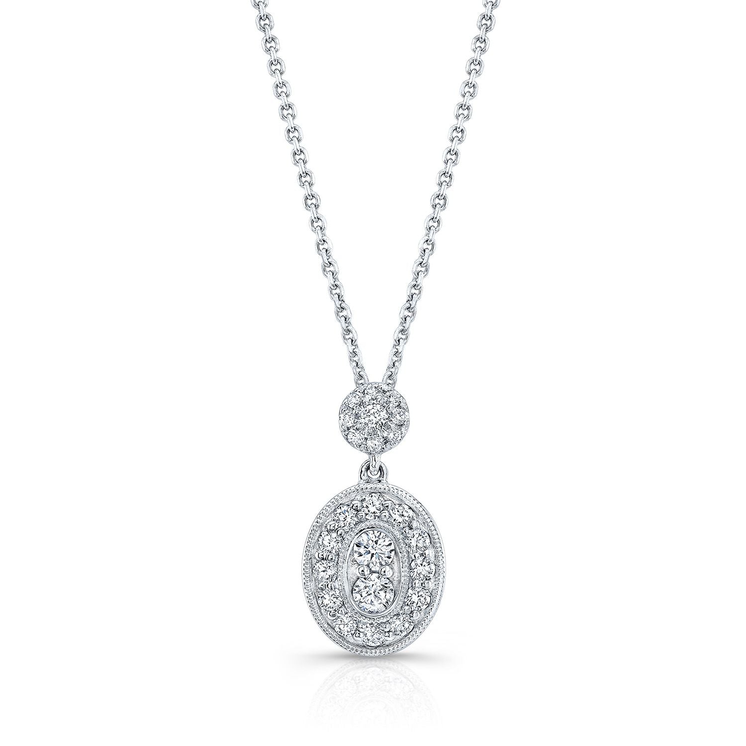 จี้เพชรวงรีแบบห้อยพร้อมฮาโล่ในทองคำขาว 14 กะรัต น้ำหนักรวม 0.33 กะรัต สายโซ่เคิร์บ 18 นิ้ว