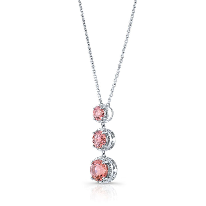 จี้หยดน้ำพลอยไพลินสีชมพูไล่ระดับในทองขาว 14k