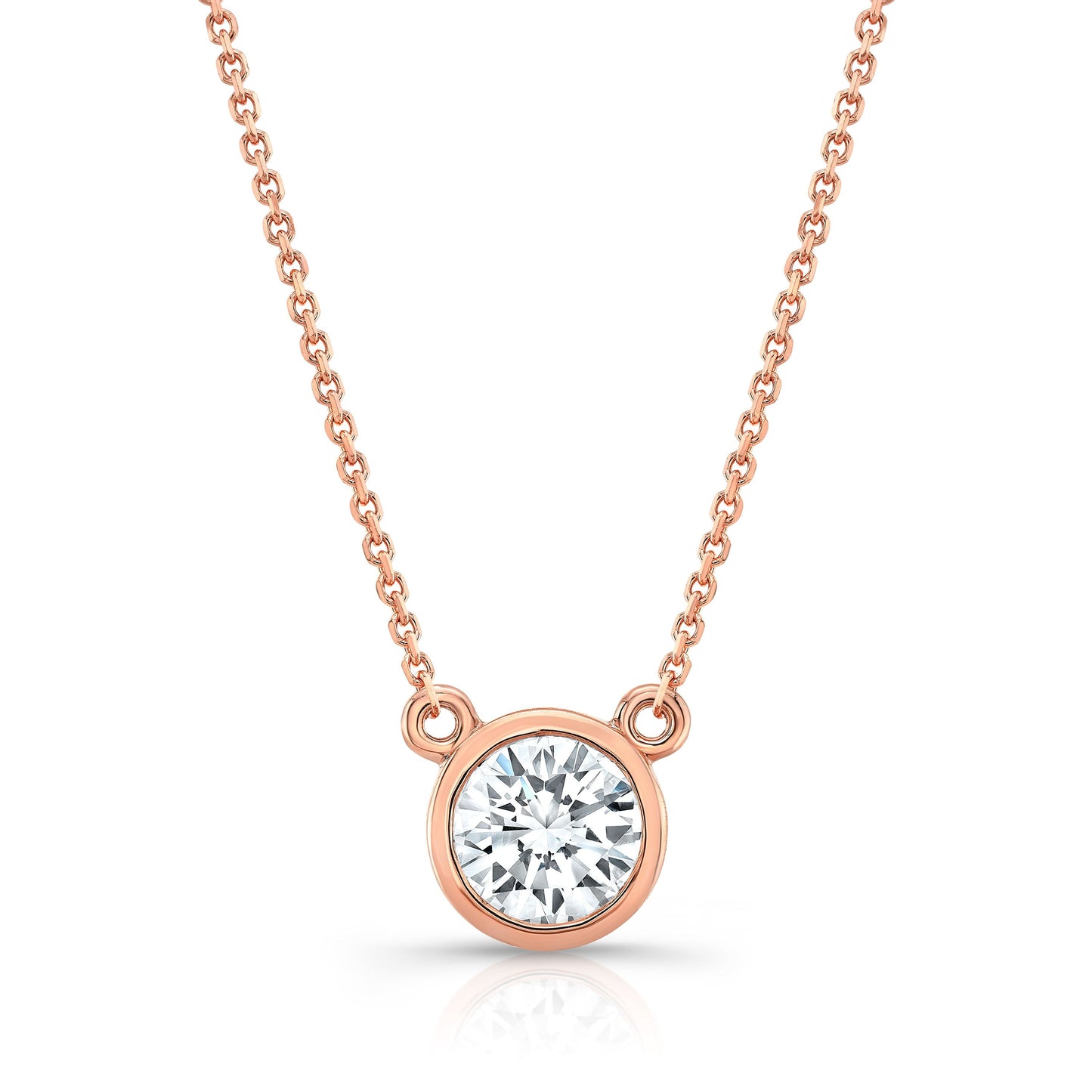 จี้เพชรเดี่ยวเจียระไนทรงกลมจากห้องแล็บ 1 กะรัต | ทองคำสีกุหลาบ 14K | แบบหุ้ม