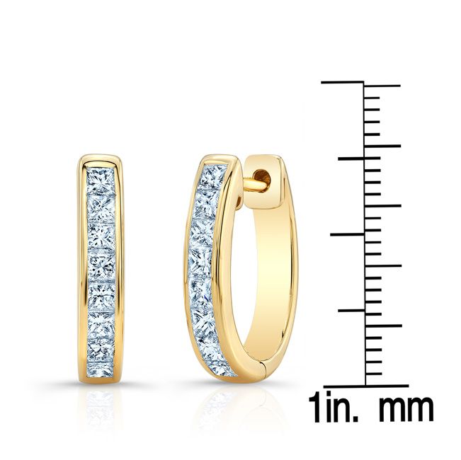 ต่างหูห่วงบานพับแบบร่องตัดเพชรเจ้าหญิงในทองคำเหลือง 14k (1 กะรัตรวม)