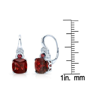 ต่างหูโกเมนโรโดไลต์ ตัวเรือนทองคำขาว 14K จาก RockHer