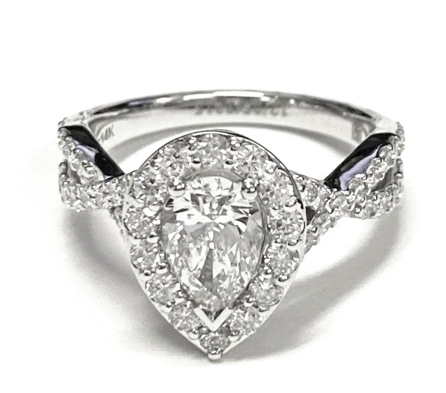Twisted Lattice Halo Pear Shape, in 14K Rose Gold, pave setting – lifestyle shot | RockHer
