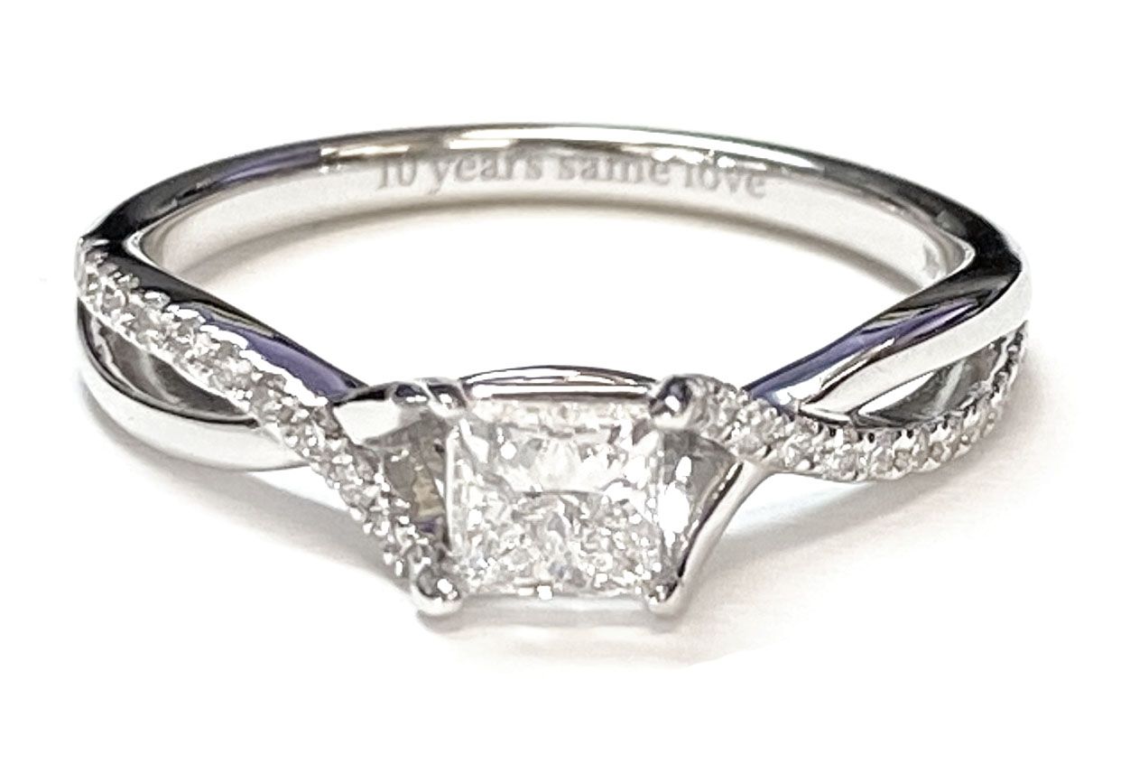 Bypass Pavé Twist Princess, in Platinum, pave setting – lifestyle shot | RockHer