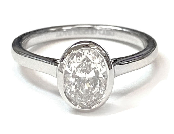 18K White Gold Oval  Simple Bezel Solitaire Engagement Ring