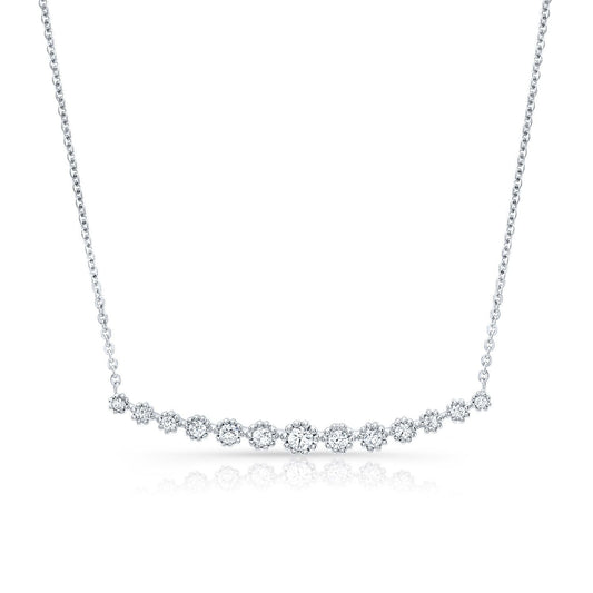 สร้อยคอดอกไม้ประดับเพชร 13 เม็ด ลายมิลเกรนในทองคำขาว 14 กะรัต (1/3 กะรัตรวม)