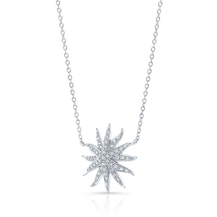 สร้อยคอดาวอะควาเพชรปาเว่ในทองคำขาว 14 กะรัต พร้อมสายปรับความยาว 16-18 นิ้ว