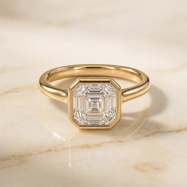 ตัวเรือนแหวนหมั้นเพชร Agnes ทรงแอชเชอร์ ฝังหุ้มขอบ ทองคำเหลือง 18K จาก RockHer