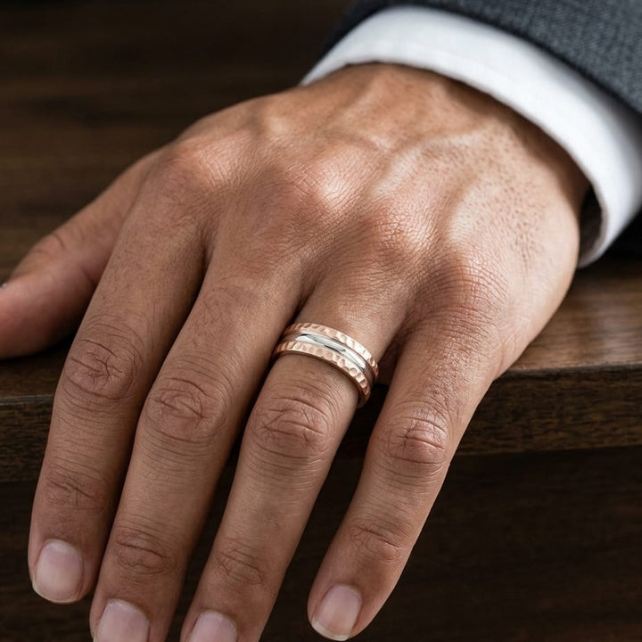 แหวนแต่งงาน ตัวเรือนทองคำชมพู 14K จาก RockHer