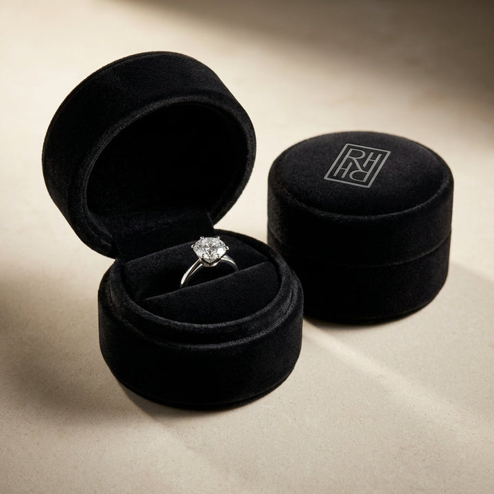Diamond Ring with Milgrained Leaf Gallery in 14K White Gold - presentation