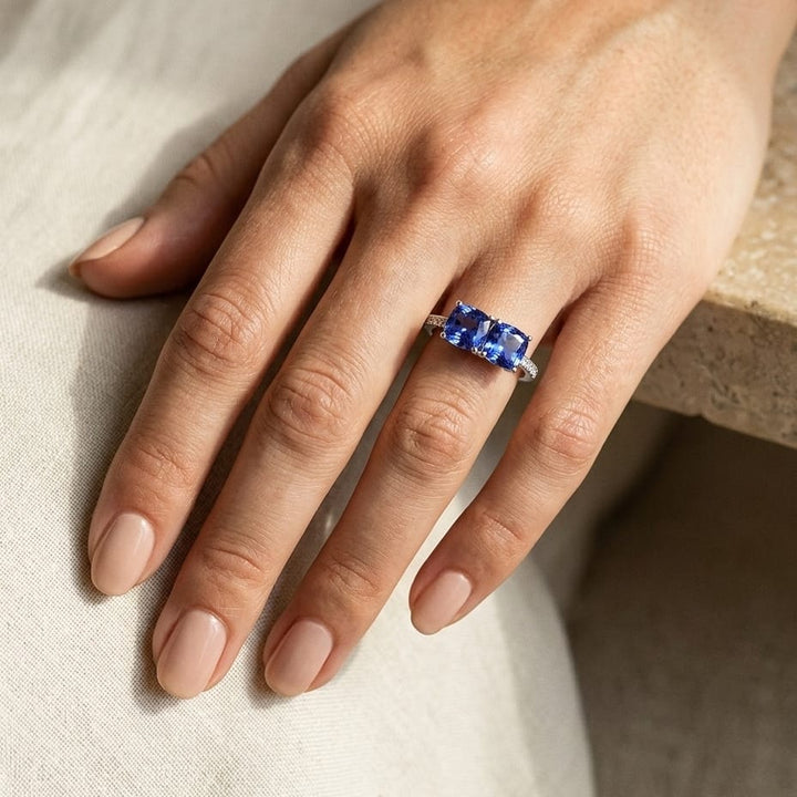แหวนเพชร ฝังปาเว่ ตัวเรือนทองคำขาว 14K จาก RockHer