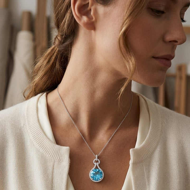 สร้อยคอเพชร ทรงกลม ตัวเรือนทองคำขาว 14K จาก RockHer