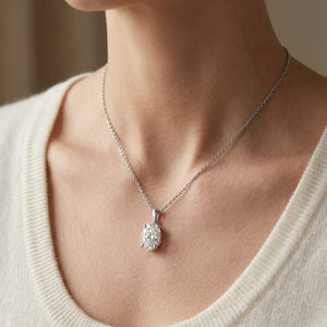จี้เพชร Solitaire Pendants ทรงรี หุ้มขอบเลื่อน จาก RockHer