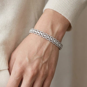 สร้อยข้อมือเพชร ตัวเรือนทองคำขาว 14K จาก RockHer
