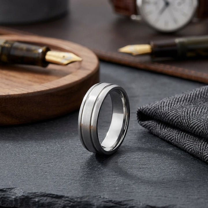 แหวนแต่งงาน ตัวเรือนทองคำขาว 14K จาก RockHer