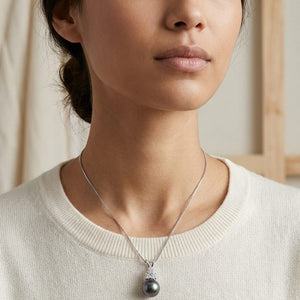 สร้อยคอเพชร ตัวเรือนทองคำขาว 14K จาก RockHer