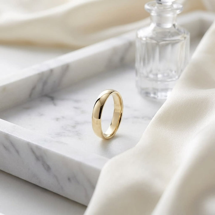 แหวนแต่งงาน ตัวเรือนทองคำเหลือง 14K จาก RockHer