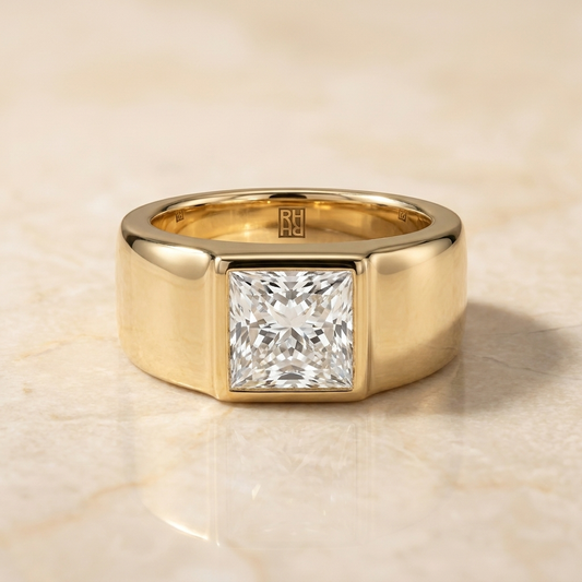 The Remi Select — Bezel-Set Cigar Band Princess in 18K Yellow Gold