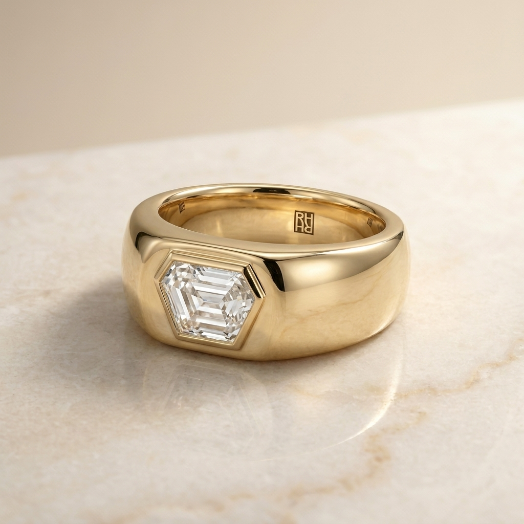 The Remi Select — Bezel-Set Cigar Band Shield in 18K Yellow Gold