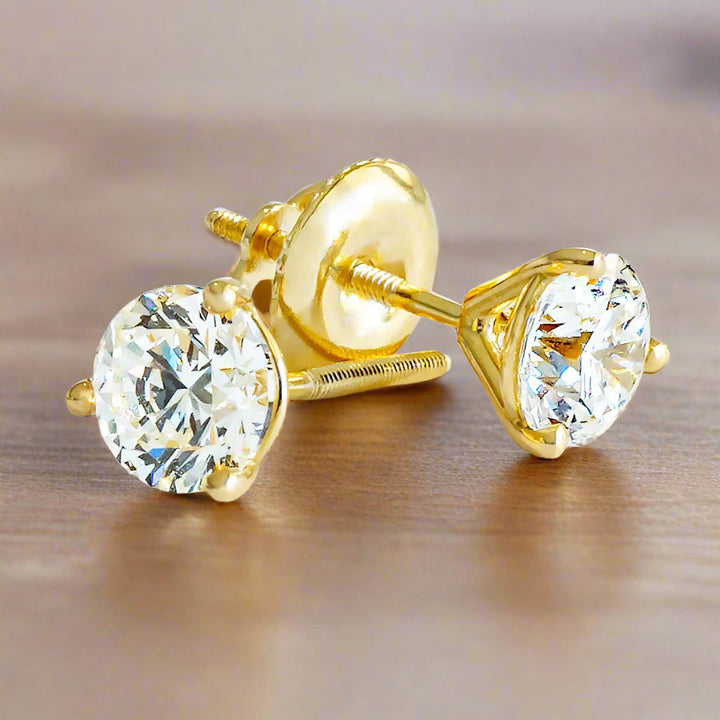 ต่างหูเพชรแล็บ ทรงกลม ตัวเรือนทองคำขาว 14K จาก RockHer