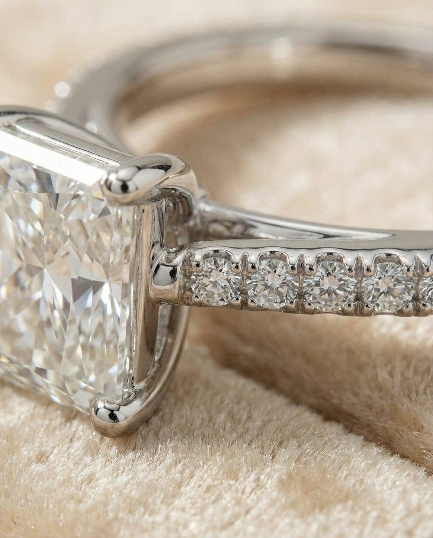 Cathedral French Pavé Solitaire Radiant, in Platinum, pave setting – detail view | RockHer