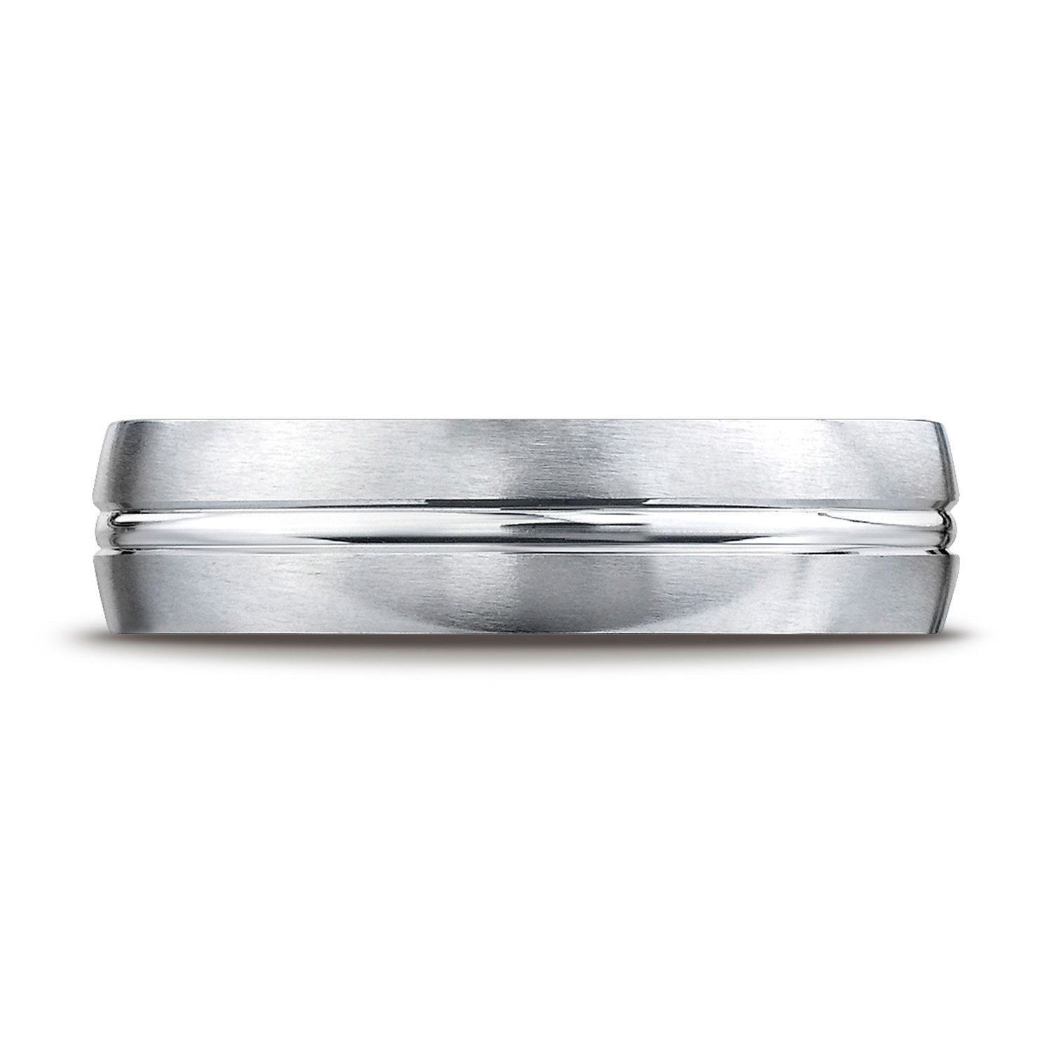 แพลตตินัม แหวนสวมใส่สบาย 6 มม. ผิวด้าน พร้อมดีไซน์แกะสลักตรงกลางขัดเงาสูง