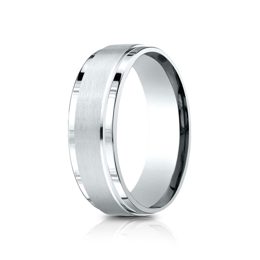 แหวนทองคำขาว 14 กะรัต ขนาด 7 มม. แบบสบาย ขอบเงาสว่าง ผิวซาติน ดีไซน์กลาง