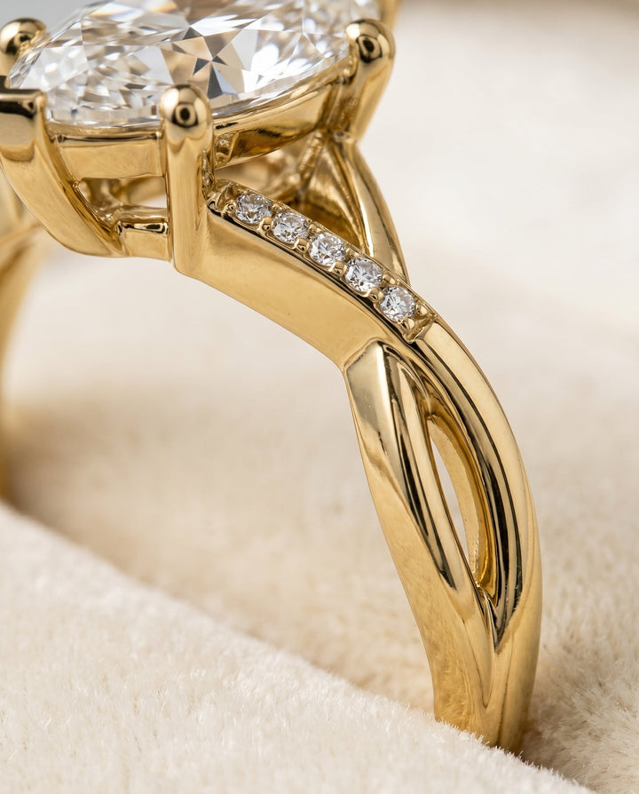 Criss Cross Bypass Twist Marquise, in 18K Yellow Gold – detail view | RockHer