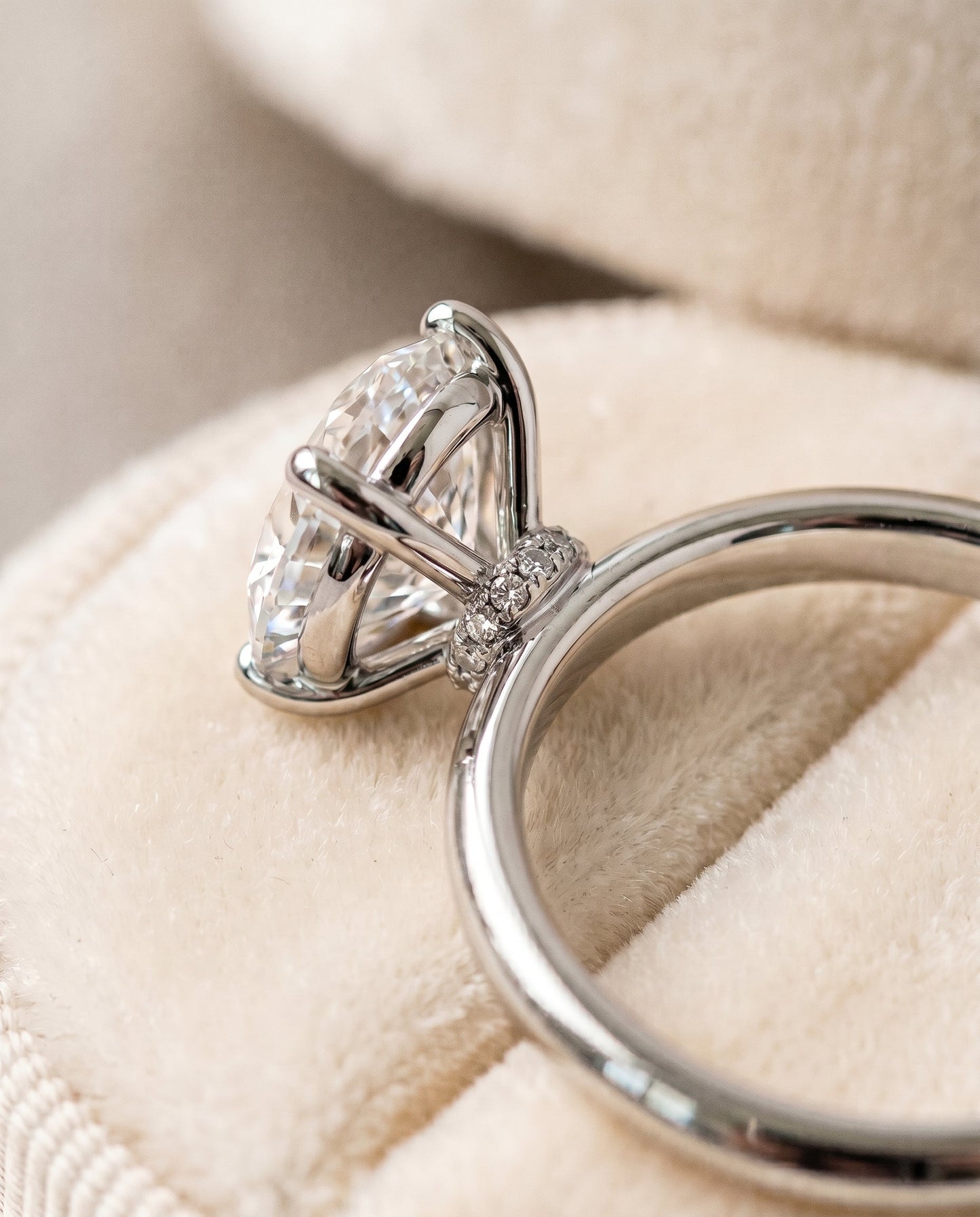 Cyndi Select Curved Hidden Halo Solitaire Oval in 14K White Gold – view 4
