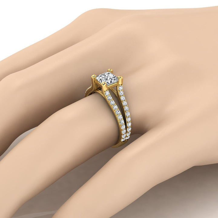 Split Shank Pavé Princess, in 18K Yellow Gold – detail view | RockHer