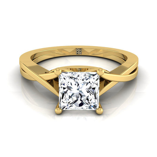 Delicate Twist Cathedral Solitaire Princess, in 18K Yellow Gold, prong setting | RockHer