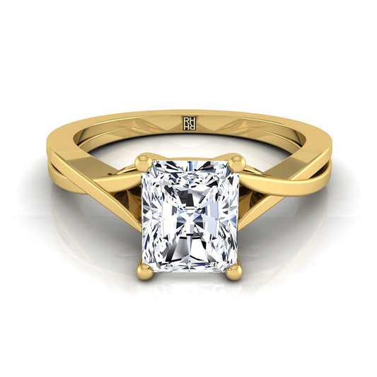 Delicate Twist Cathedral Solitaire Radiant, in 18K Yellow Gold, prong setting | RockHer