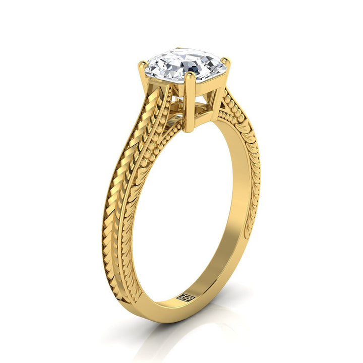 แหวนหมั้นเดี่ยวสไตล์วิกตอเรียโบสถ์แกะสลักด้วยมือ ประดับเพชรแอสเชอร์คัต ทองคำเหลือง 18K