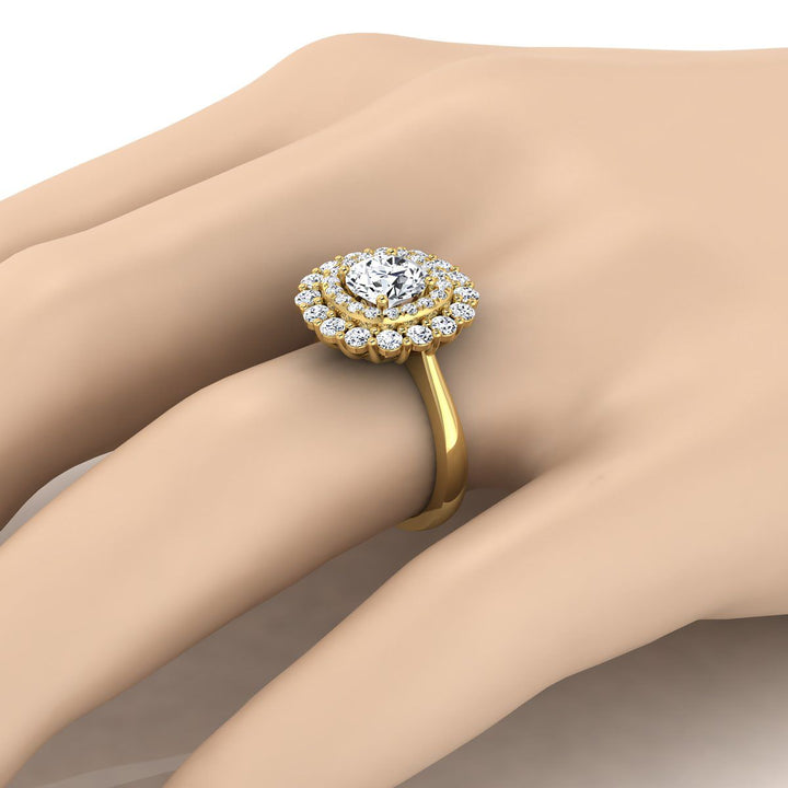 Round Brilliant, Double Halo Sunburst, in 18K Yellow Gold, pave setting – detail view | RockHer