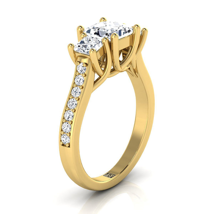 แหวนหมั้นเพชรสามเม็ดทรงเจ้าหญิง 18K ทองเหลืองคลาสสิกพร้อมช่องฝรั่งเศสแบบปาเว่ - 3/4ctw