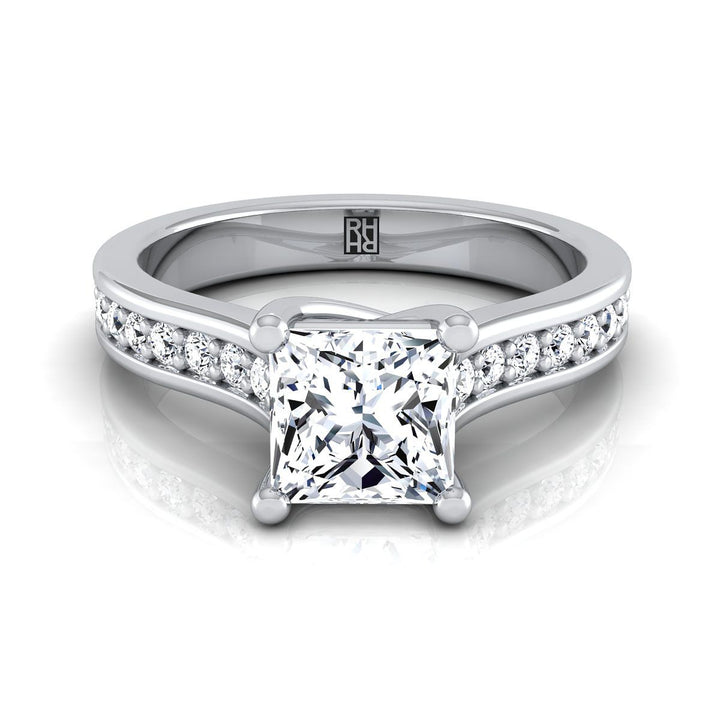 ตัวเรือนแหวนหมั้นเพชร Celesta ทรงปริ๊นเซส ฝังปาเว่ ทองคำขาว 18K จาก RockHer