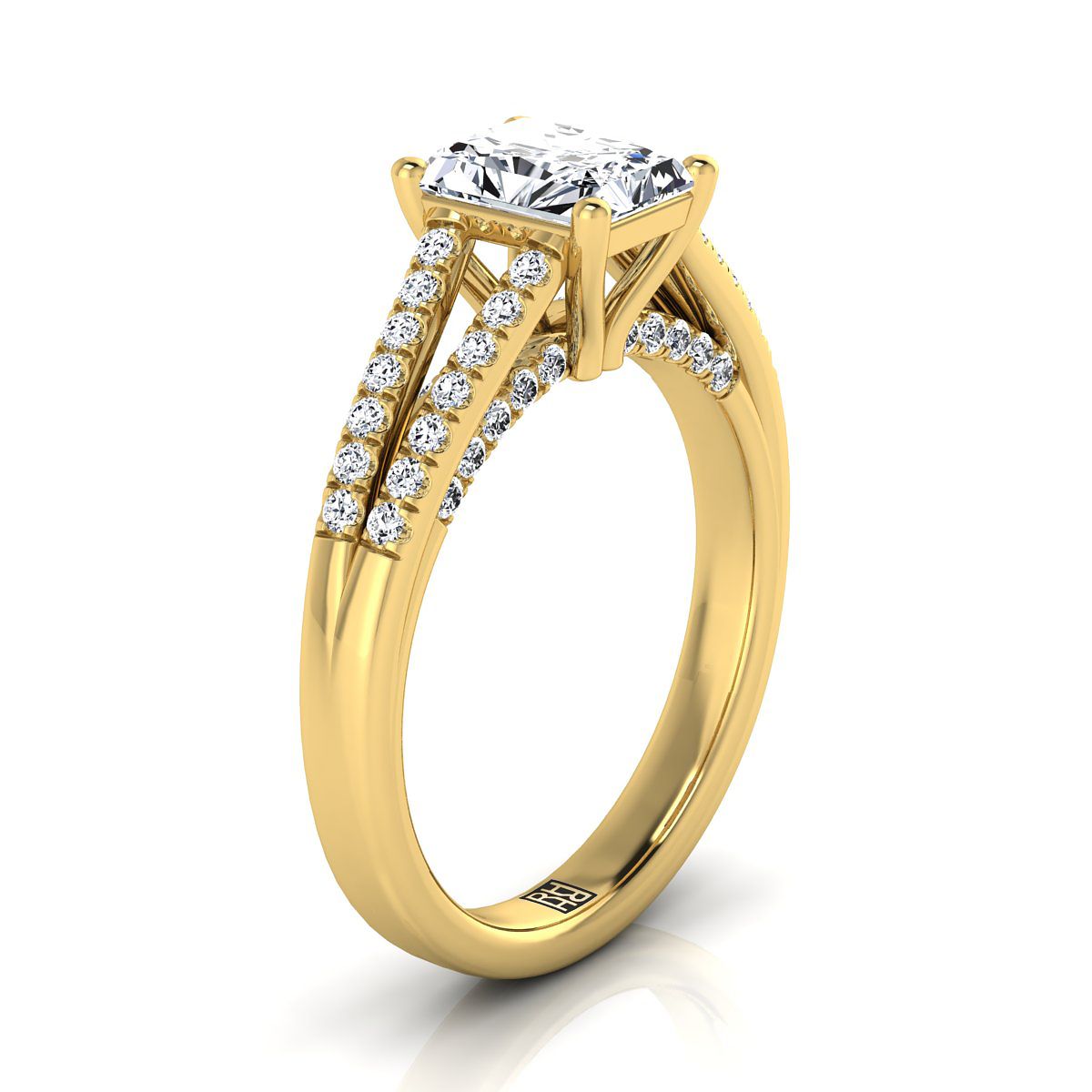Split Shank French Pavé Radiant, in 18K Yellow Gold, pave setting – side profile | RockHer