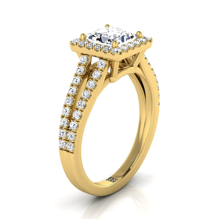 แหวนหมั้นทองคำเหลือง 18K แบบตัดทรงเจ้าหญิง ดีไซน์แยกช้าง และเพชรประดับแบบพาเว่ ฮาโล - 1/2ctw