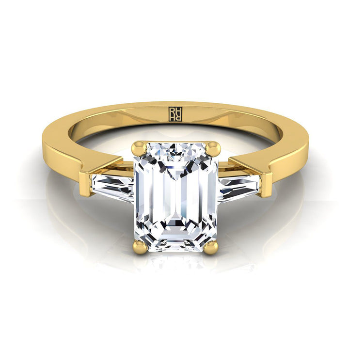 ตัวเรือนแหวนหมั้นเพชร June ทรงมรกต ฝังแชนเนล ทองคำเหลือง 18K จาก RockHer