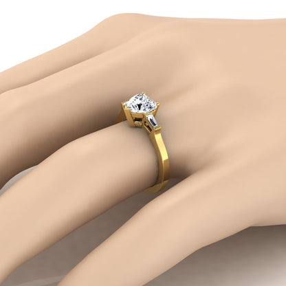 ตัวเรือนแหวนหมั้นเพชร June ทรงหัวใจ ฝังแชนเนล ทองคำเหลือง 18K จาก RockHer