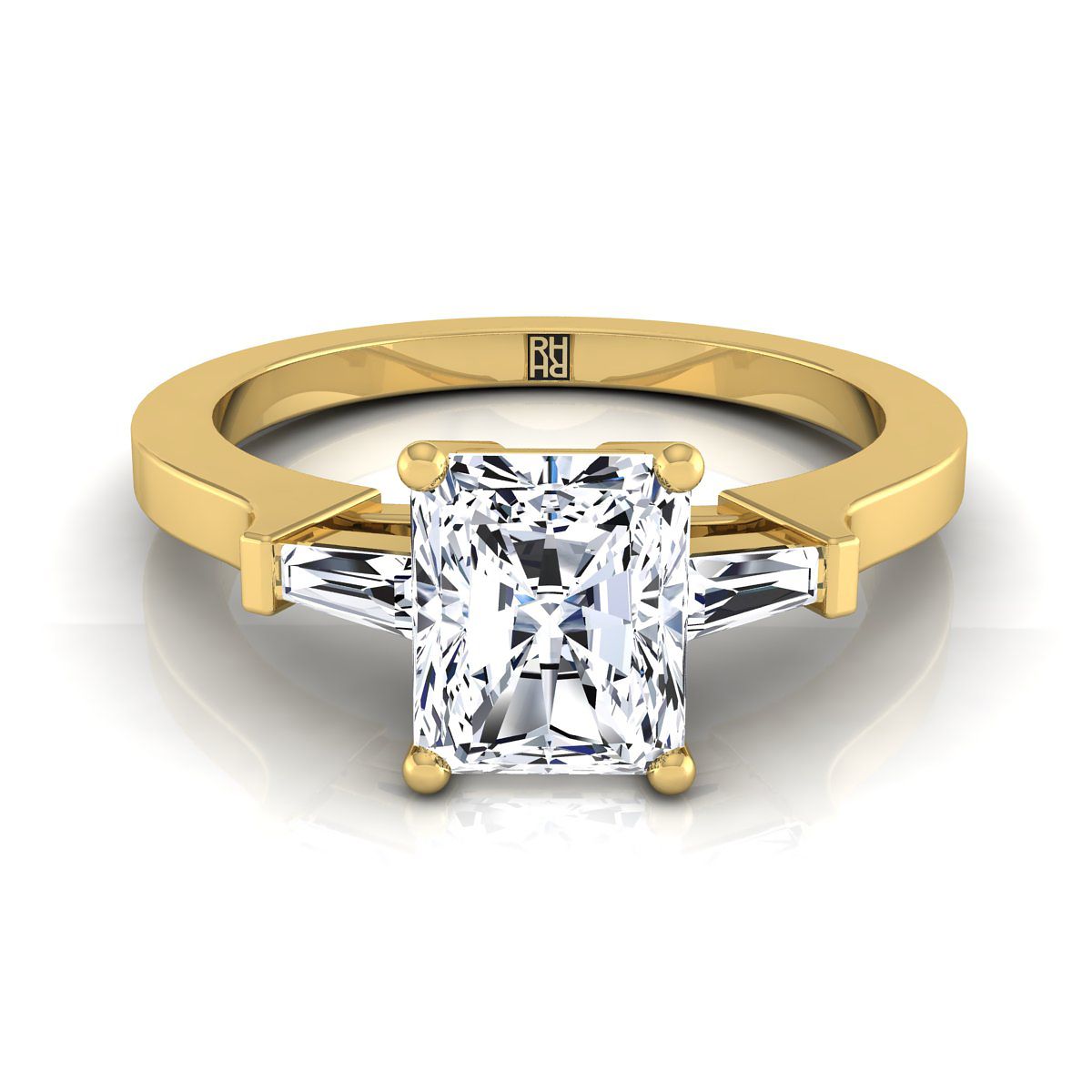 แหวนหมั้นทองคำเหลือง 14K ประดับเพชรกลางทรงเรเดียนต์ ตัดแต่งด้วยเพชรบาแกตต์แบบเรียว - 1/4 กะรัตรวม