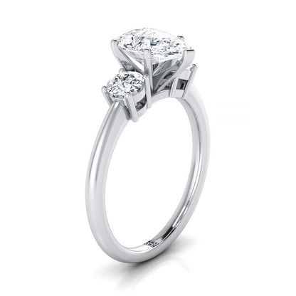ตัวเรือนแหวนหมั้นเพชร Anita ทรงหยดน้ำ ฝังหนาม ทองคำขาว 18K จาก RockHer